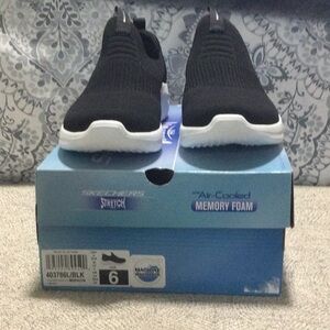 Skechers Black Men's Slip-On Shoes